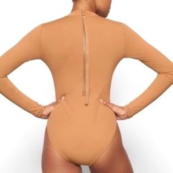 SKIMS Swim Long Sleeve One Piece Almond Large - Picture 4 of 14